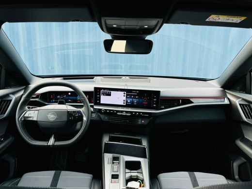 Opel Grandland GS Afneembare trekhaak | Achteruitrijcamera | Adeptieve cruise control | Lendensteun | Standkache... ActivLease financial lease