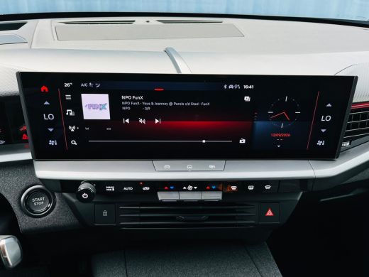 Opel Grandland GS Afneembare trekhaak | Achteruitrijcamera | Adeptieve cruise control | Lendensteun | Standkache... ActivLease financial lease