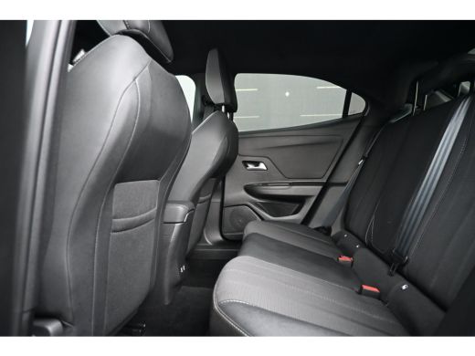Opel Mokka-e GS 54 kWh 3 Fase 97%SOH! 3 Fase | Adaptive Cruise | Achteruitrijcamera | Stuurverwarming | LED-Ma... ActivLease financial lease