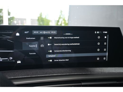 Peugeot 3008 1.6 plug-in Hybrid 195 GT Tot 8 Jaar Garantie! | Navigatie | 360 Camera | Elektr. Achterklep | Ad... ActivLease financial lease