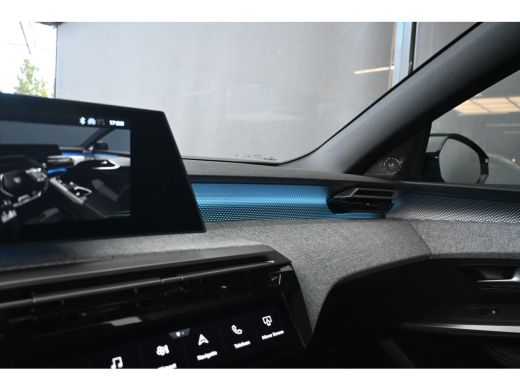 Peugeot 3008 1.6 plug-in Hybrid 195 GT Tot 8 Jaar Garantie! | Navigatie | 360 Camera | Elektr. Achterklep | Ad... ActivLease financial lease