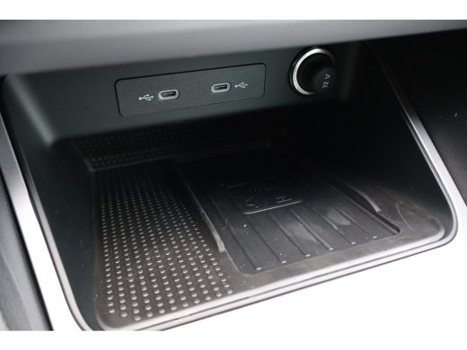 Seat Ateca FR Business Intense 150PK | Achteruitrijcamera | Airconditioning automatisch met 2-zone-temperatu... ActivLease financial lease
