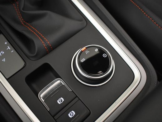 Seat Ateca FR Business Intense | Achteruitrijcamera | Airconditioning automatisch met 2-zone-temperatuurrege... ActivLease financial lease