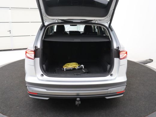 Skoda Enyaq iV | SOH 90,8% | Half leder | Cruise control | Carplay | Sfeerverlichting | Camera | Park assist | C... ActivLease financial lease