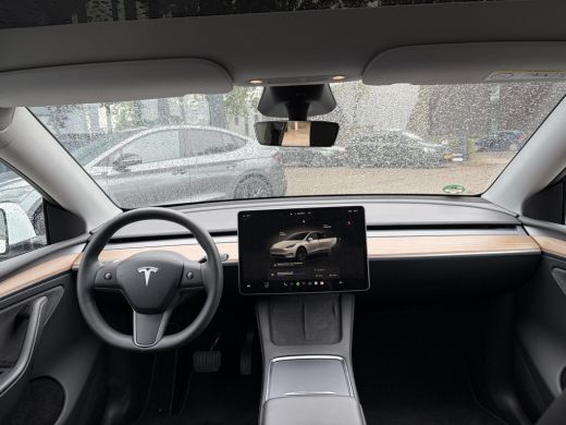 Tesla Model Y RWD 58 kWh SOH 95% | HW4 computer | BTW VERREKENBAAR | TESLA FABRIEKSGARANTIE TOT 01-2029 OF 80.0... ActivLease financial lease