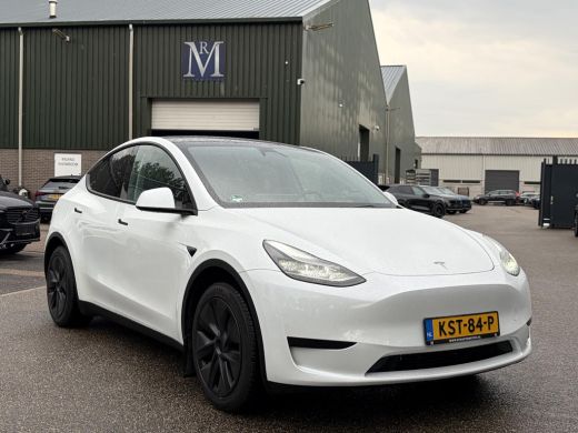 Tesla Model Y RWD 58 kWh SOH 95% | HW4 computer | BTW VERREKENBAAR | TESLA FABRIEKSGARANTIE TOT 01-2029 OF 80.0... ActivLease financial lease