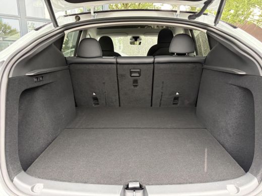 Tesla Model Y RWD 58 kWh SOH 95% | HW4 computer | BTW VERREKENBAAR | TESLA FABRIEKSGARANTIE TOT 01-2029 OF 80.0... ActivLease financial lease