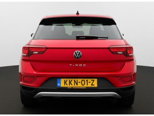 Volkswagen T-Roc TSI 115PK LIFE GOAL EDITION VIRTUAL/NAVI/ACC/STOELVERW. fabrieksgarantie ActivLease financial lease
