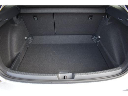 Volkswagen Taigo Life Edition | APP.CONNECT | WE.CONNECT.PLUS | FRONT.ASSIST | AIRCO | LED.ACHTER | DAB+ | ActivLease financial lease