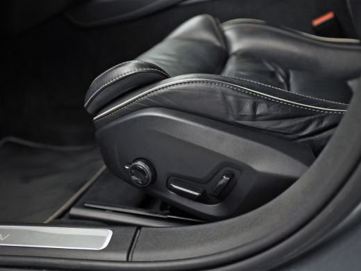 Volvo  V90 2.0 T4 R-Design Automaat 190Pk (PANORAMADAK, HARMAN/KARDON, MEMORY SEATS, APPLE CARPLAY, CAMERA, ... ActivLease financial lease