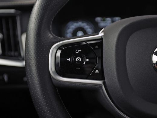 Volvo  V90 2.0 T4 R-Design Automaat 190Pk (PANORAMADAK, HARMAN/KARDON, MEMORY SEATS, APPLE CARPLAY, CAMERA, ... ActivLease financial lease