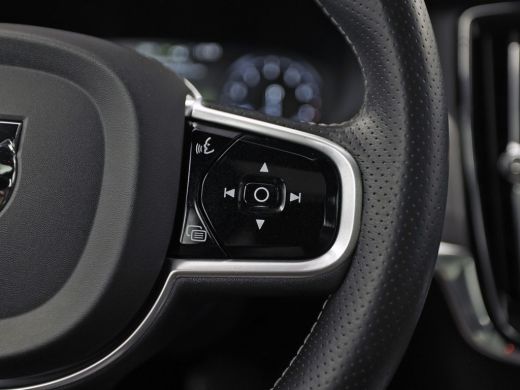 Volvo  V90 2.0 T4 R-Design Automaat 190Pk (PANORAMADAK, HARMAN/KARDON, MEMORY SEATS, APPLE CARPLAY, CAMERA, ... ActivLease financial lease