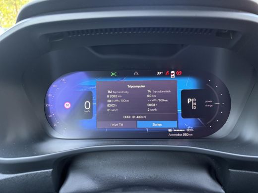 Volvo  XC40 Core Recharge Pure Electric 2WD SOH 97% | WARMTEPOMP| STOEL + STUURWIELVERWARMING | VOLVO DEALER ... ActivLease financial lease
