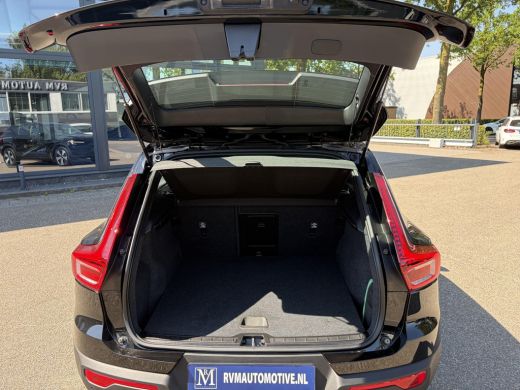 Volvo  XC40 Core Recharge Pure Electric 2WD SOH 97% | WARMTEPOMP| STOEL + STUURWIELVERWARMING | VOLVO DEALER ... ActivLease financial lease