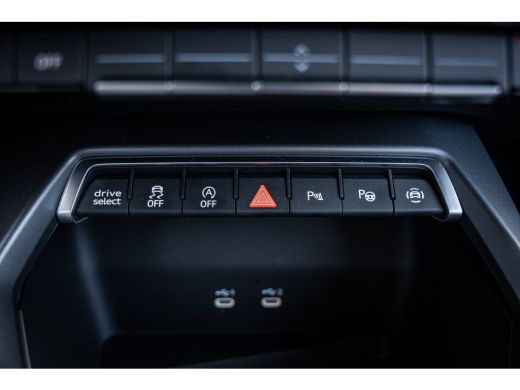 Audi A3 Sportback 30 TFSI Pro Line | Airco (automatisch) | Apple Carplay/Android Auto|telefoonintegratie ... ActivLease financial lease