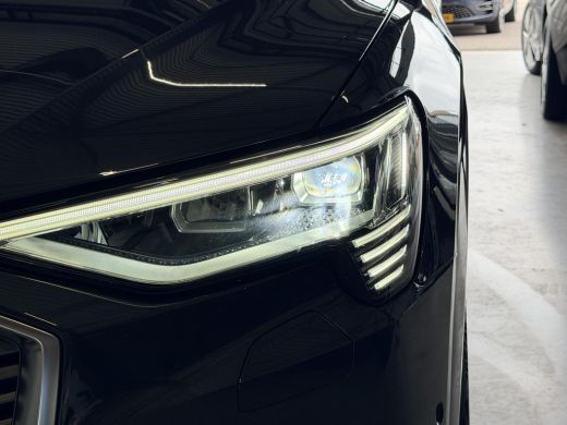 Audi e-tron 50 quattro Business edition Plus 71 kWh SoH 93,8% / Trekhaak / Warmtepomp / 3 Fase / 1e Eigenaar ... ActivLease financial lease