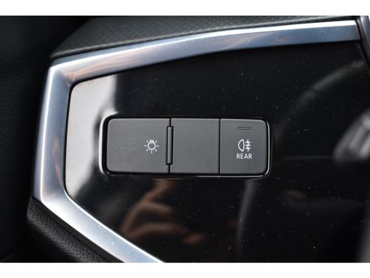 Audi Q3 35TFSI 150PK S-TRONIC PRO LINE STOELVERW VIRTUAL/PDC/NAVI/ EL KLEP ActivLease financial lease