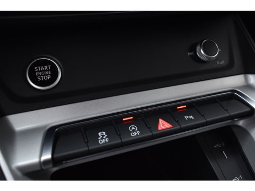 Audi Q3 35TFSI 150PK S-TRONIC PRO LINE STOELVERW VIRTUAL/PDC/NAVI/ EL KLEP ActivLease financial lease