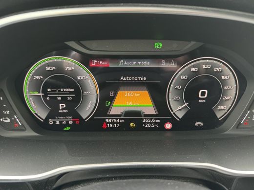 Audi Q3 45 TFSI e 245pk S edition | Pano dak ActivLease financial lease