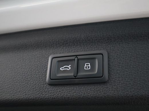 Audi Q3 45 TFSIe 245 PK S-LINE + SONOS AUDIO | PANORAMA | ADAPTIEF ONDERSTEL | ACC | MEMORY | SFEER ActivLease financial lease