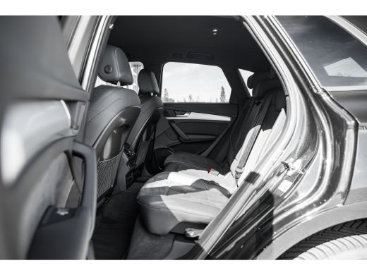Audi Q5 55 TFSI e S edition Competition | Trekhaak | Stoelverwarming | Adaptive Cruise Control | ActivLease financial lease