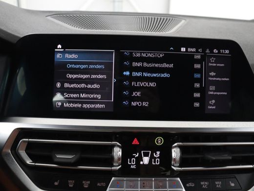 BMW 3 Serie Touring 330e Business Edition Plus | SOH 88,3% | Leder | Stoelverwarming | | Carplay | Navigatie ... ActivLease financial lease
