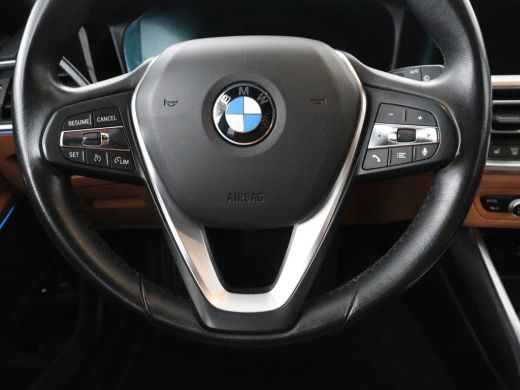 BMW 3 Serie Touring 330e Business Edition Plus | SOH 88,3% | Leder | Stoelverwarming | | Carplay | Navigatie ... ActivLease financial lease