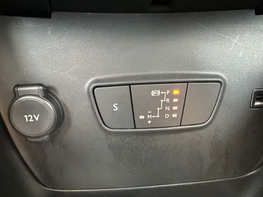 Citroën C3 Aircross 130PK eat6 Automaat MAX (NAVIGATIE - CAMERA - CLIMATE CONTROL - HEAD UP DISPLAY - KEYLESS ENTRY) ActivLease financial lease
