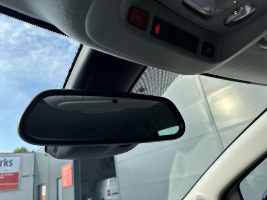 Citroën C3 Aircross 130PK eat6 Automaat MAX (NAVIGATIE - CAMERA - CLIMATE CONTROL - HEAD UP DISPLAY - KEYLESS ENTRY) ActivLease financial lease