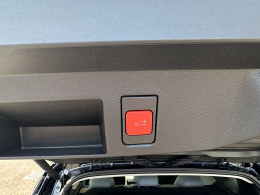 Citroën C5 Aircross 225pk Plug-In Hybrid Plus (Elektrische Klep - Leder incl verwarming/koeling/massage/geheugen - Ad... ActivLease financial lease