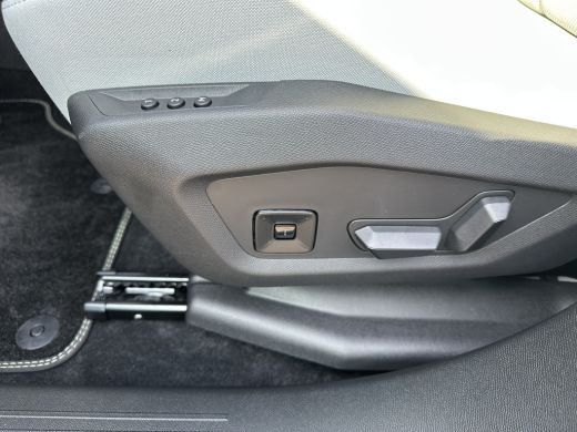 Citroën C5 Aircross 225pk Plug-In Hybrid Plus (Elektrische Klep - Leder incl verwarming/koeling/massage/geheugen - Ad... ActivLease financial lease