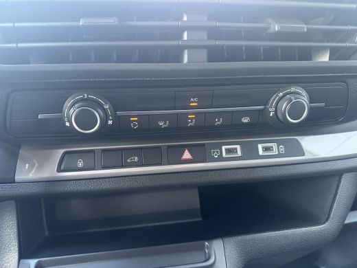 Citroën &euml;-Jumpy L3 136PK 75 kWh (3-Zits - Navigatie - Camera - Houtafwerking laadruimte - Reservewiel) ActivLease financial lease