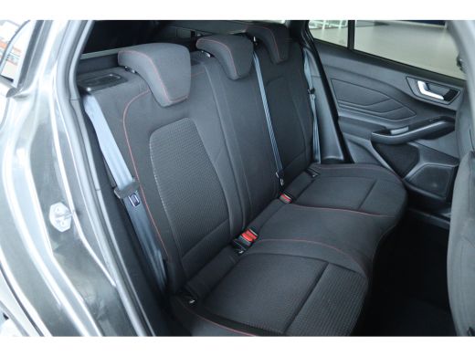 Ford Focus 1.0 EcoBoost Hybrid ST Line | Cruise Control | Stoel+Stuurverwarming | Carplay | Navi | LED | Cli... ActivLease financial lease