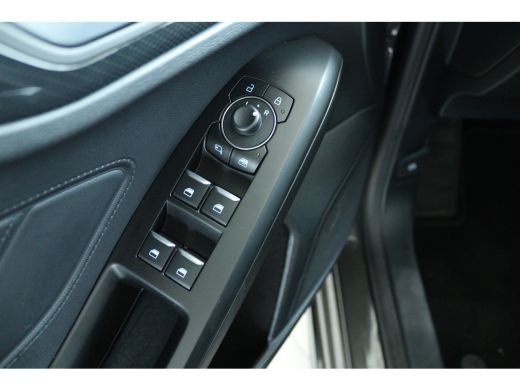 Ford Focus 1.0 EcoBoost Hybrid ST Line | Cruise Control | Stoel+Stuurverwarming | Carplay | Navi | LED | Cli... ActivLease financial lease