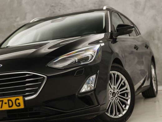 Ford Focus 1.0 EcoBoost Titanium Sport (APPLE CARPLAY, GROOT NAVI, STUUR/STOELVERWARMING, CAMERA, SPORTSTOEL... ActivLease financial lease