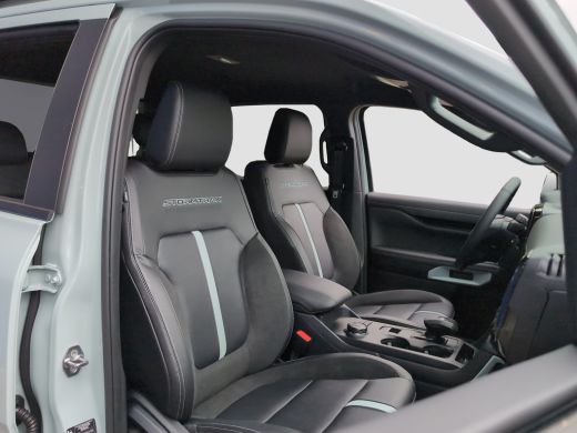 Ford Ranger Plug-in-Hybrid Stormtrak e-4WD Double Cab | &euro;5965 korting !! | Rollertop | Getint glas | 18" LMV ActivLease financial lease