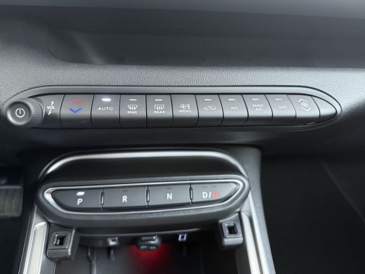 Jeep Avenger 1.2 e-Hybrid Summit | Achterbank in delen neerklapbaar | Achteruitrijcamera | Afdaal assistent ActivLease financial lease