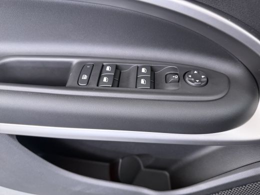 Jeep Avenger 1.2 e-Hybrid Summit | Achterbank in delen neerklapbaar | Achteruitrijcamera | Afdaal assistent ActivLease financial lease