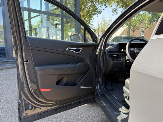 Kia Sportage 1.6 T-GDi Hybrid DynamicLine VAN: 47.690,- VOOR: 41.440,- UW HERFSTVOORDEEL: 6.250,-  PHEV NIEUWE... ActivLease financial lease