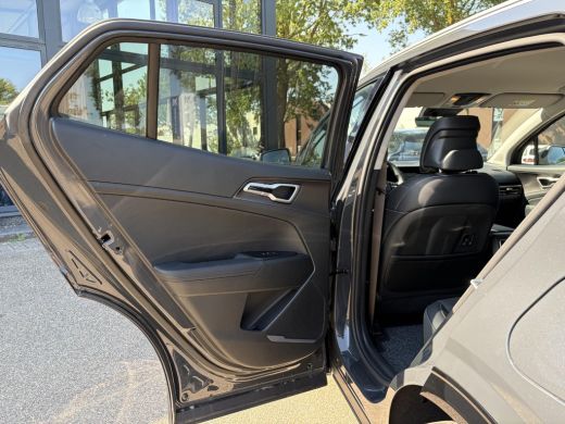 Kia Sportage 1.6 T-GDi Hybrid DynamicLine VAN: 47.690,- VOOR: 41.440,- UW HERFSTVOORDEEL: 6.250,-  PHEV NIEUWE... ActivLease financial lease