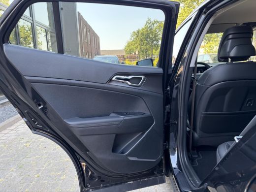Kia Sportage 1.6 T-GDi Hybrid DynamicLine VAN: 47.690,- VOOR: 41.440,- UW HERFSTVOORDEEL: 6.250,-  PHEV NIEUWE... ActivLease financial lease