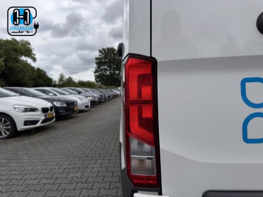 MAN eTGE Basis 36 kWh L3 H3 (2-Fase) {Soh-88%} Aut. *HEATPUMP | NAVI-FULLMAP | AIRCO | CRUISE | 3-PERS | C... ActivLease financial lease