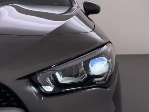 Mercedes-Benz CLA 250 e Business Solution AMG VAN: 29.900,- VOOR: 26.877,- UW HERFSTVOORDEEL: 3.023,- AMG | COMPLEE... ActivLease financial lease
