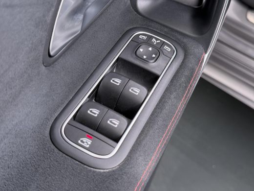 Mercedes-Benz CLA 250 e Business Solution AMG VAN: 29.900,- VOOR: 26.877,- UW HERFSTVOORDEEL: 3.023,- AMG | COMPLEE... ActivLease financial lease