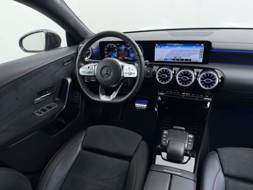 Mercedes-Benz CLA 250 e Business Solution AMG VAN: 29.900,- VOOR: 26.877,- UW HERFSTVOORDEEL: 3.023,- AMG | COMPLEE... ActivLease financial lease