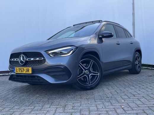 Mercedes-Benz GLA 180 Aut7 Solution AMG Pano.dak Stoel elctr+verw. Trekhaak Carplay Camera Business ActivLease financial lease