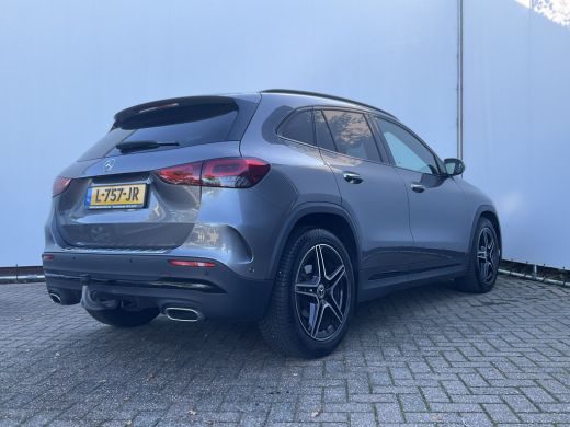 Mercedes-Benz GLA 180 Aut7 Solution AMG Pano.dak Stoel elctr+verw. Trekhaak Carplay Camera Business ActivLease financial lease