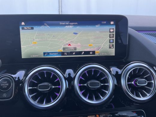 Mercedes-Benz GLA 180 Aut7 Solution AMG Pano.dak Stoel elctr+verw. Trekhaak Carplay Camera Business ActivLease financial lease