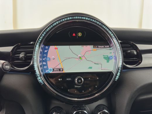 Mini 3-Deurs 1.5 One Business Edition (INCL.BTW) Aut. *LEATHER-FABRIC | FULL-LED | NAVI-FULLMAP | SPORT-SEATS ... ActivLease financial lease