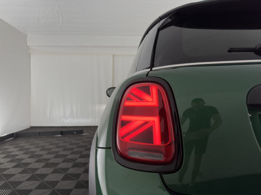 Mini 3-Deurs 1.5 One Business Edition (INCL.BTW) Aut. *LEATHER-FABRIC | FULL-LED | NAVI-FULLMAP | SPORT-SEATS ... ActivLease financial lease